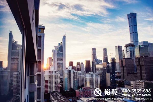 能耗監(jiān)測系統(tǒng)，數(shù)據(jù)分析，報(bào)告生成，多平臺支持